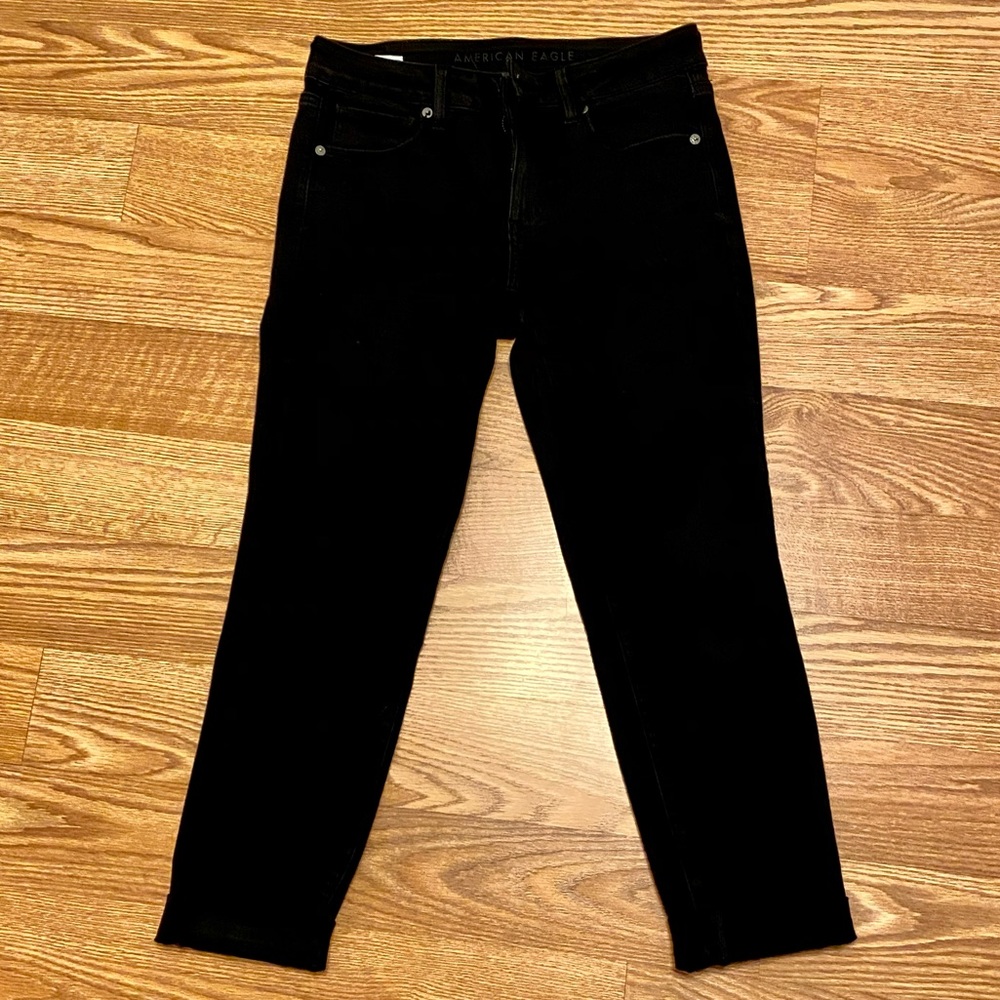 American Eagle skinny jeans 8 short